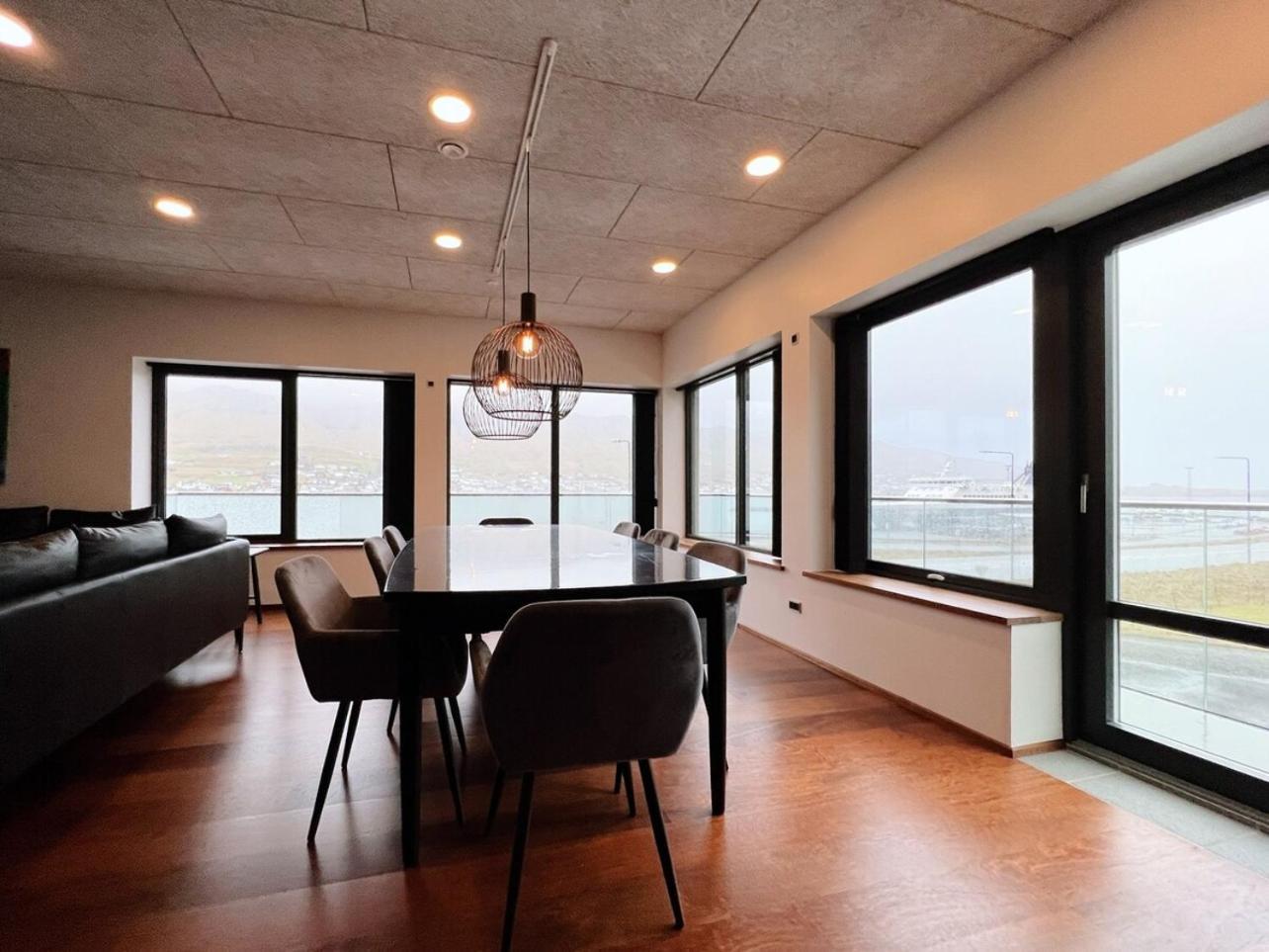 Stunning Ocean View Penthouse Apartment Oravik Exterior foto